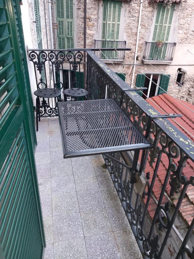La Casetta Di Giulia Dolceacqua Buitenkant foto